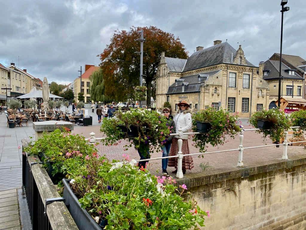 Weekend away also means visiting towns and sitting on terraces